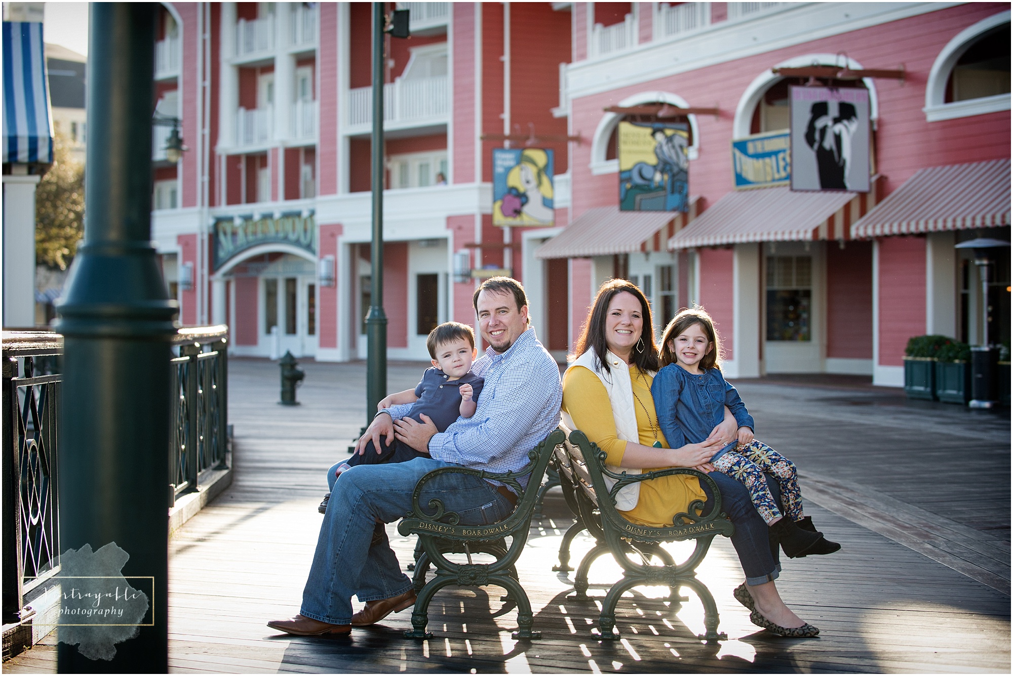disney's-boardwalk-family-portraits